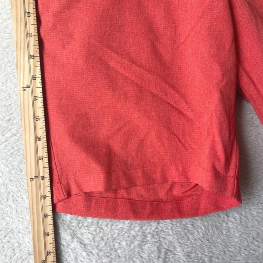 Under Armour HeatGear Golf Shorts Men Size 34 Coral Zip Pocket Preppy Athleisure - Picture 7 of 9